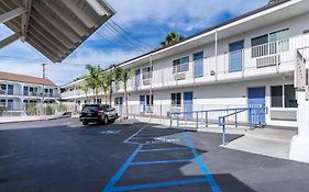 Pacific Inn
